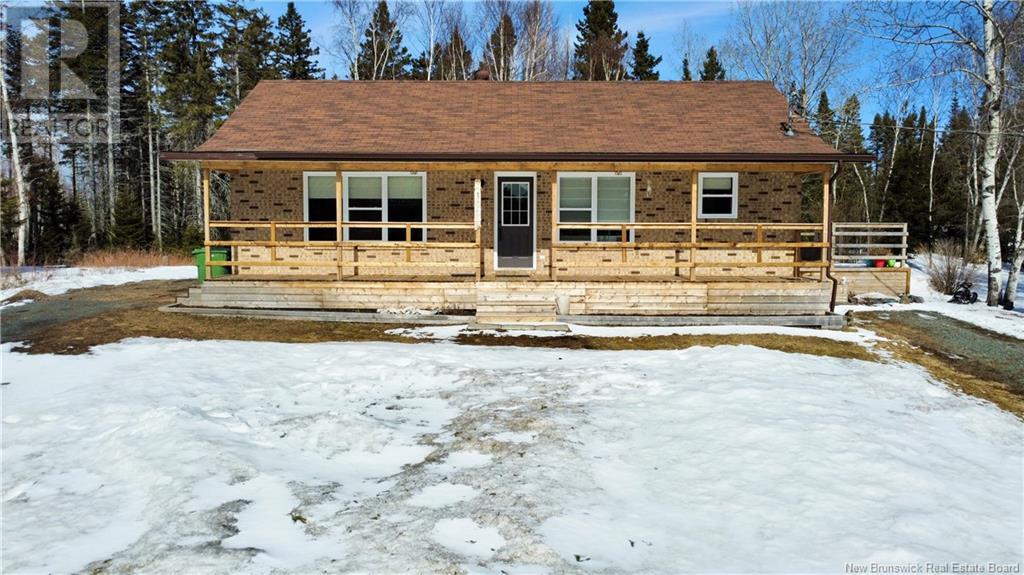 150 Rue Du Parc, Pointe-Verte, New Brunswick  E8J 2X8 - Photo 2 - NB114880