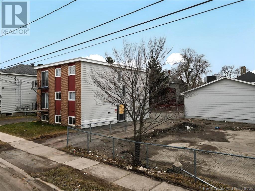 346 High Street, Moncton, New Brunswick  E1C 6C5 - Photo 2 - NB115103