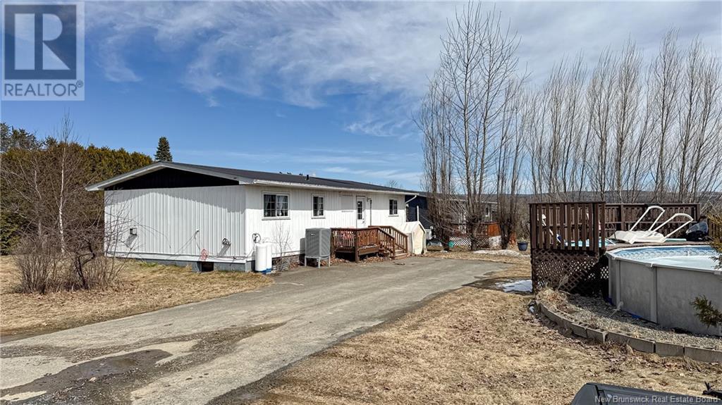 74 Landegger Drive, Nackawic, New Brunswick  E6G 1G1 - Photo 2 - NB115128