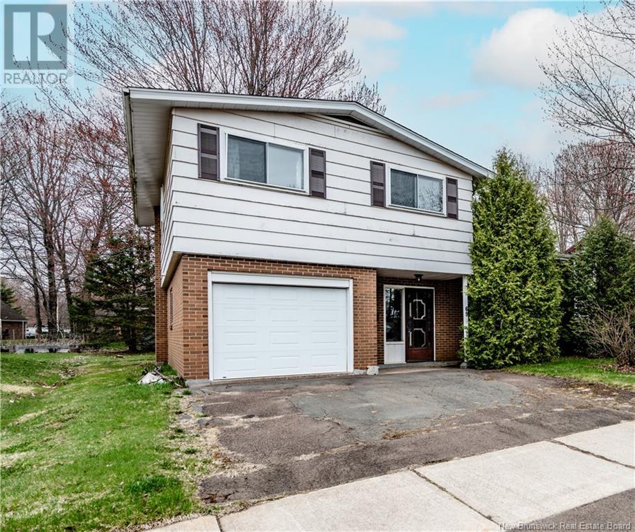 69 Chandler Crescent, Moncton, New Brunswick  E1C 3W6 - Photo 3 - NB112124