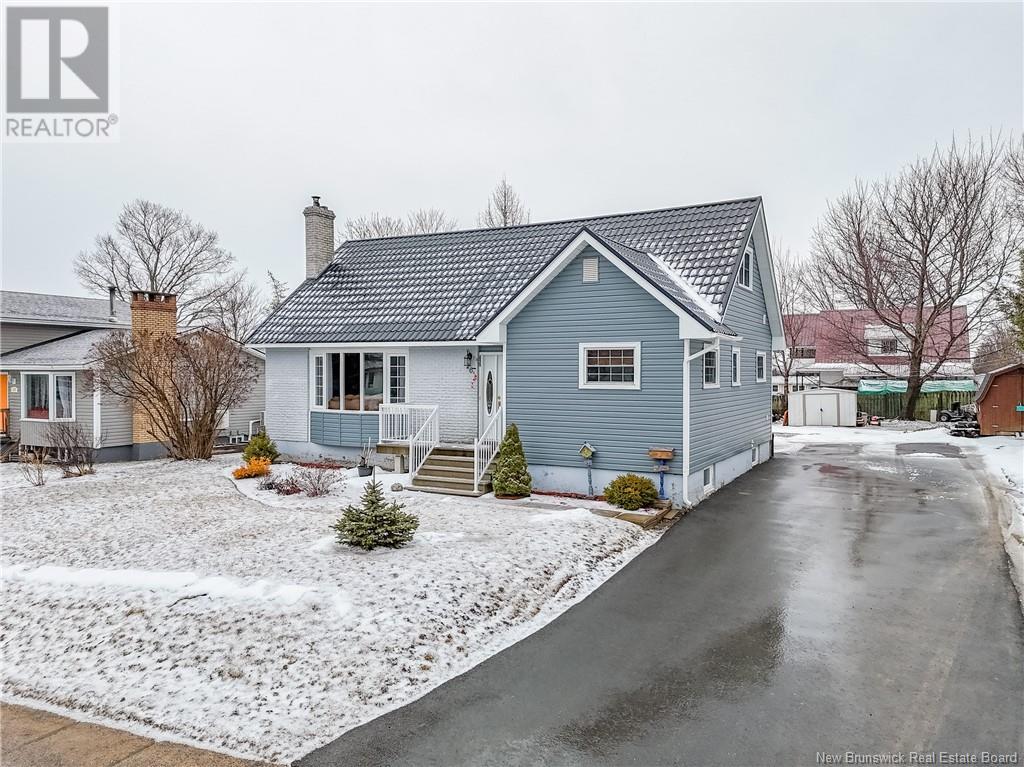 26 Mcnair Drive, Nackawic, New Brunswick  E6G 1A7 - Photo 3 - NB114800
