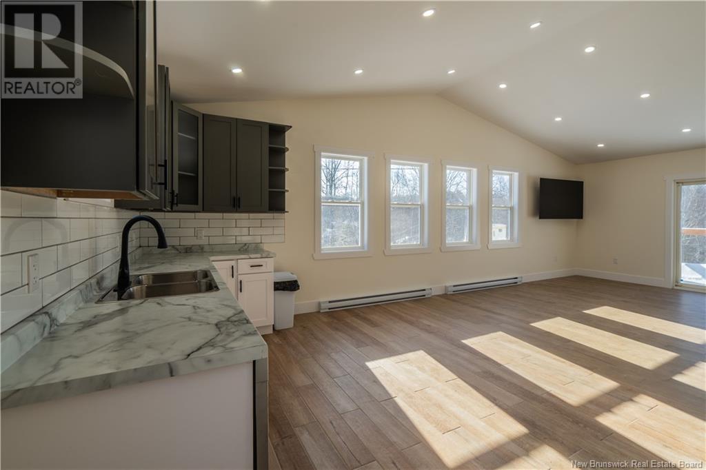 419 Northfield Avenue, Minto, New Brunswick  E4B 3Z2 - Photo 12 - NB115697