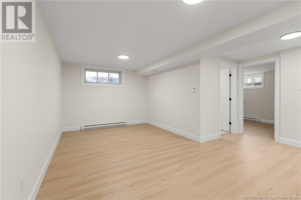 313 Mélanie Street, Dieppe, New Brunswick  E1K 0A2 - Photo 9 - NB115232