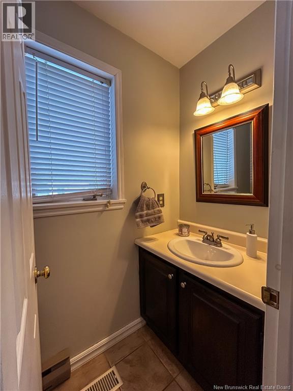 22 Walker Crescent, Campbellton, New Brunswick  E3N 3N8 - Photo 19 - NB115740
