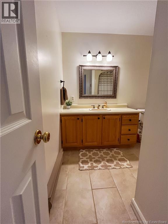22 Walker Crescent, Campbellton, New Brunswick  E3N 3N8 - Photo 28 - NB115740