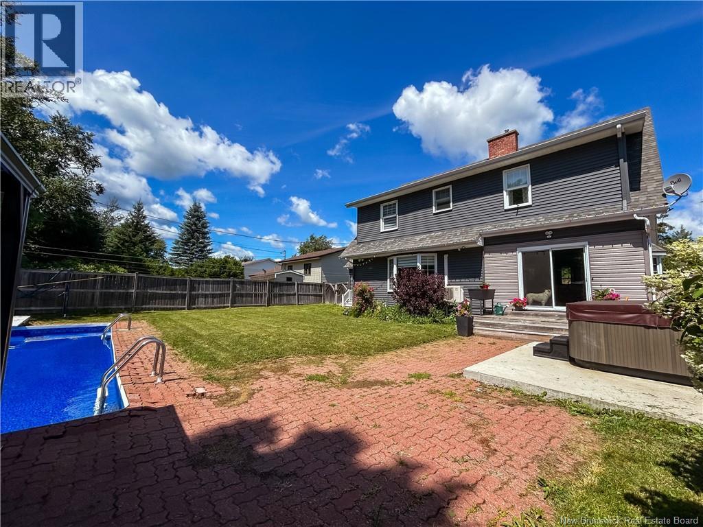 22 Walker Crescent, Campbellton, New Brunswick  E3N 3N8 - Photo 42 - NB115740