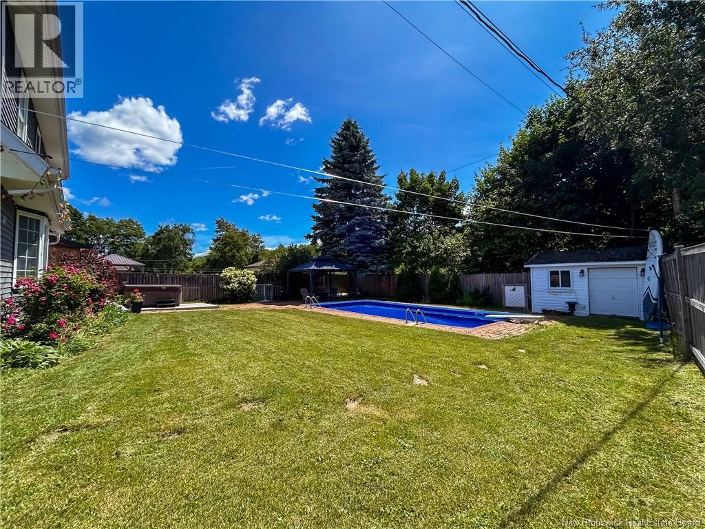 22 Walker Crescent, Campbellton, New Brunswick  E3N 3N8 - Photo 43 - NB115740