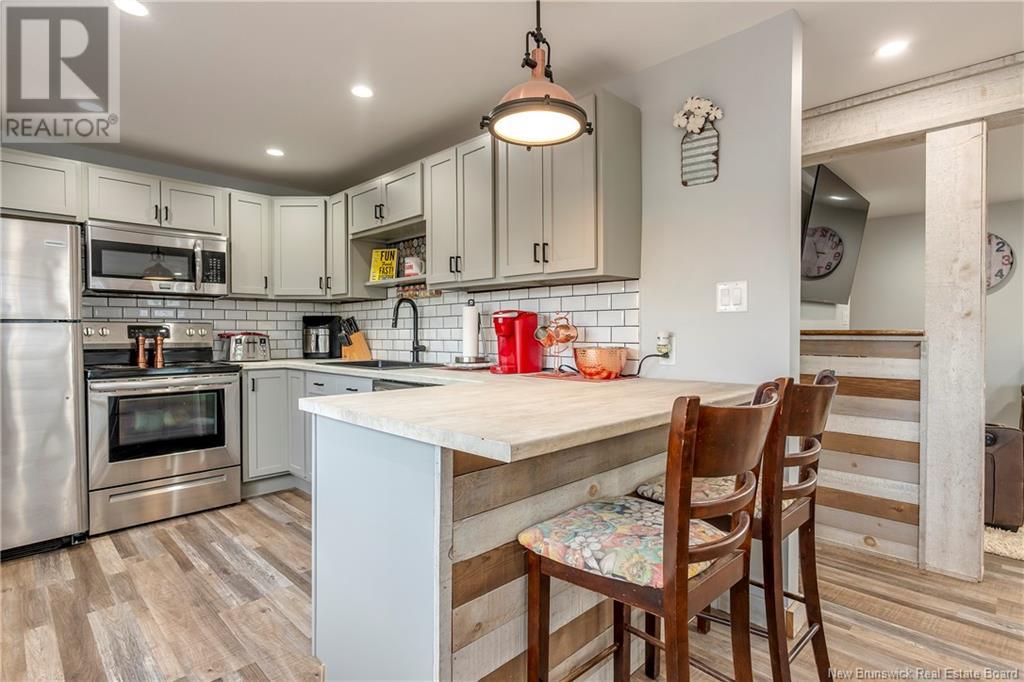 6 Carl Court, Saint John, New Brunswick  E2J 2L1 - Photo 4 - NB115663
