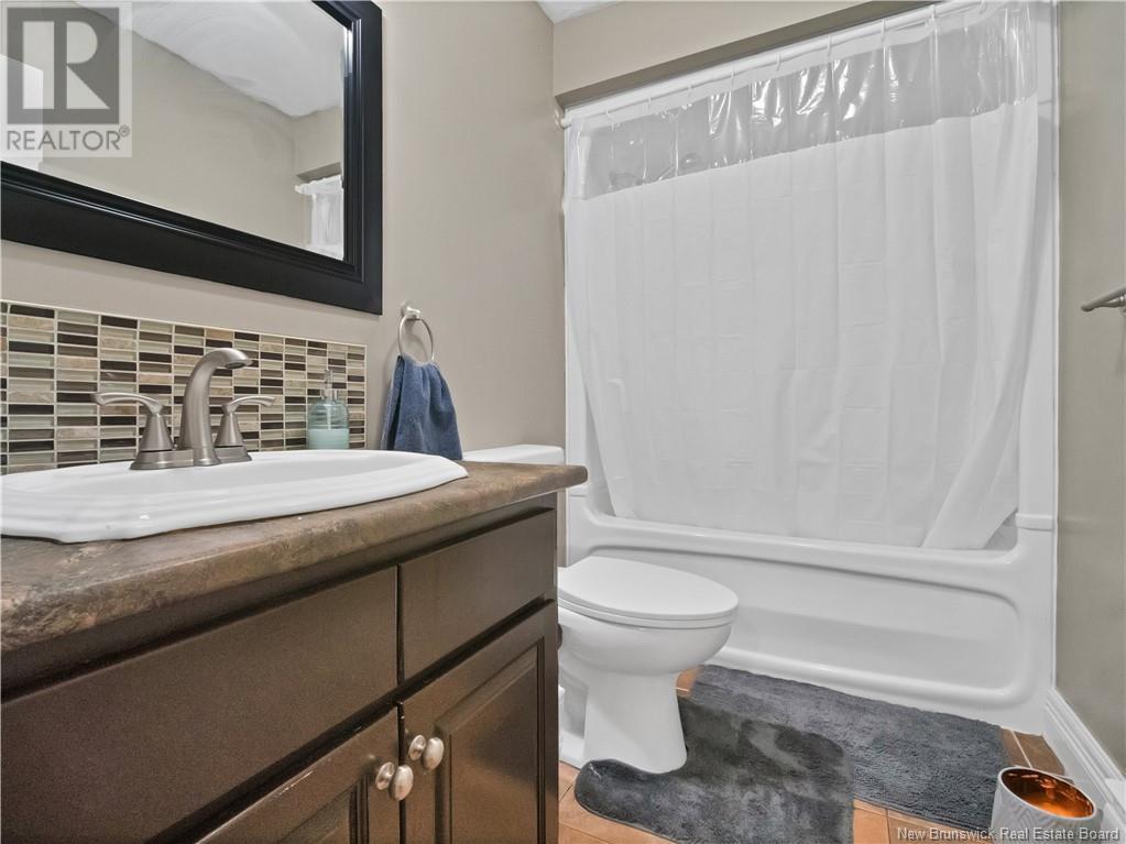 291 Twin Oaks Drive, Moncton, New Brunswick  E1G 4W7 - Photo 22 - NB115497