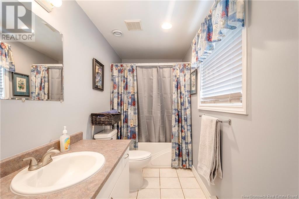 169 Hedgewood Drive, Moncton, New Brunswick  E1E 2W8 - Photo 24 - NB116103