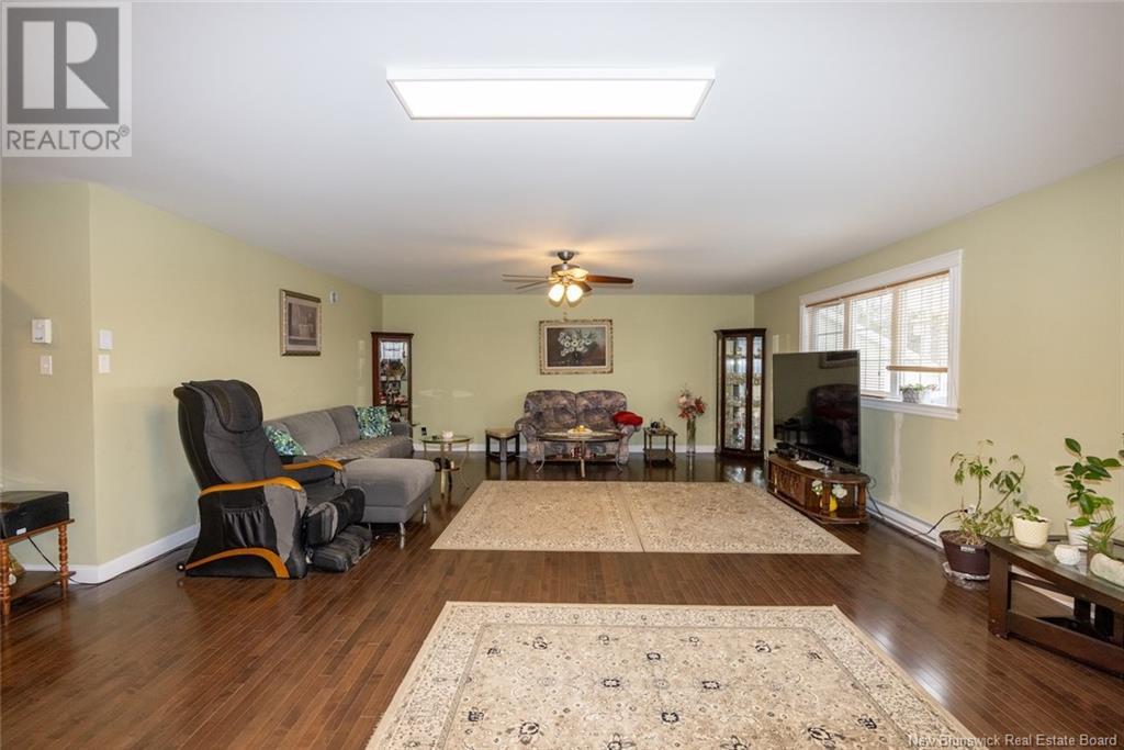 872 Regent Street, Fredericton, New Brunswick  E3B 3Y8 - Photo 19 - NB115585