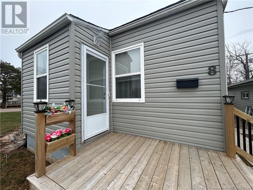 8 Leger Avenue, Dieppe, New Brunswick  E1A 2H9 - Photo 2 - NB116200