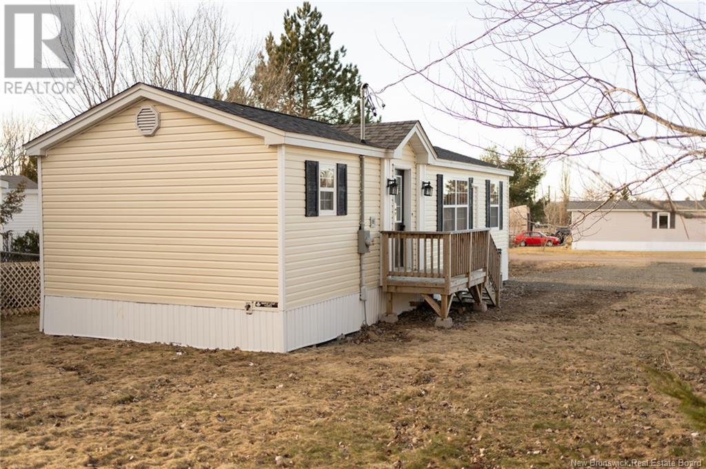 16 Mcnulty Avenue, Lakeville, New Brunswick  E1H 1H2 - Photo 3 - NB116199