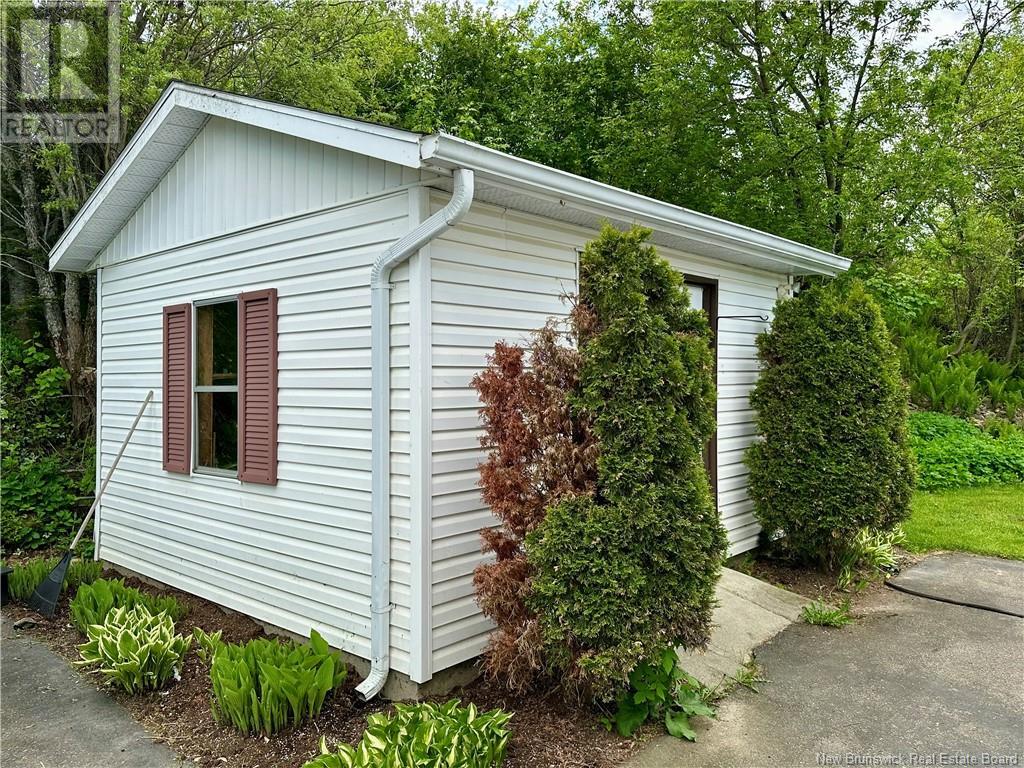 219 Victoria Street, Grand Falls, New Brunswick  E3Z 3C3 - Photo 37 - NB116107