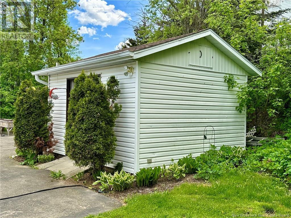 219 Victoria Street, Grand Falls, New Brunswick  E3Z 3C3 - Photo 38 - NB116107
