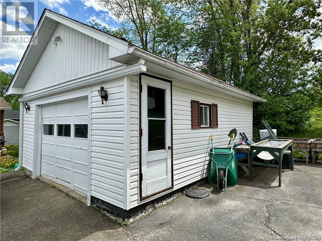 219 Victoria Street, Grand Falls, New Brunswick  E3Z 3C3 - Photo 39 - NB116107