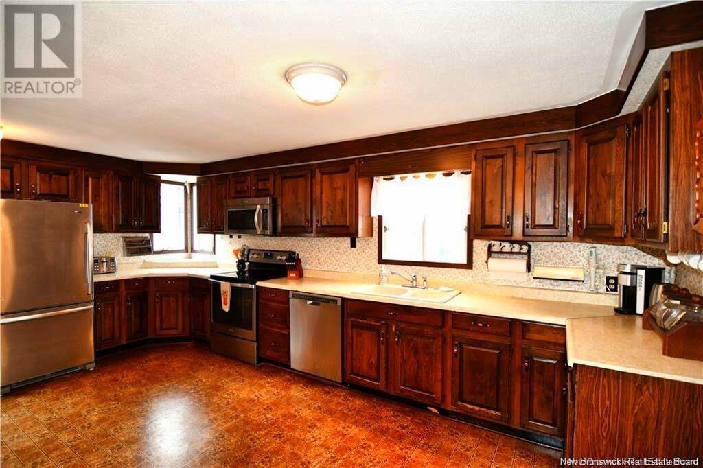9 Cooks Point Road, Wilsons Beach, New Brunswick  E5E 1V3 - Photo 3 - NB116322