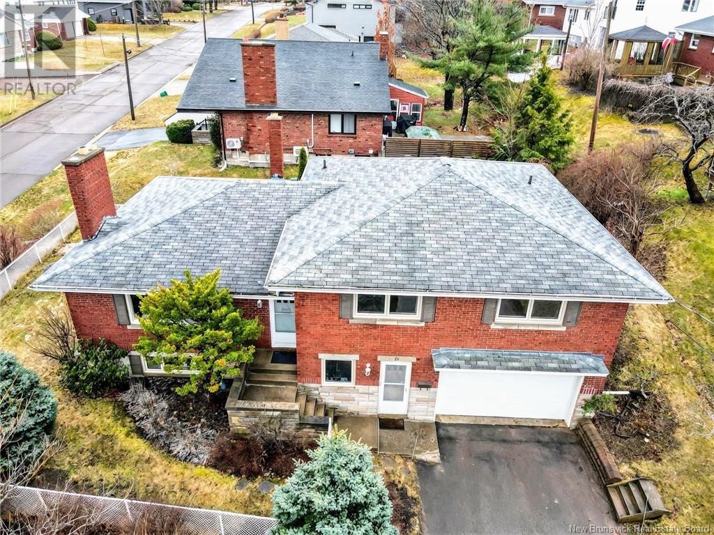 12 Athlone Avenue, Moncton, New Brunswick  E1E 1R9 - Photo 2 - NB116225