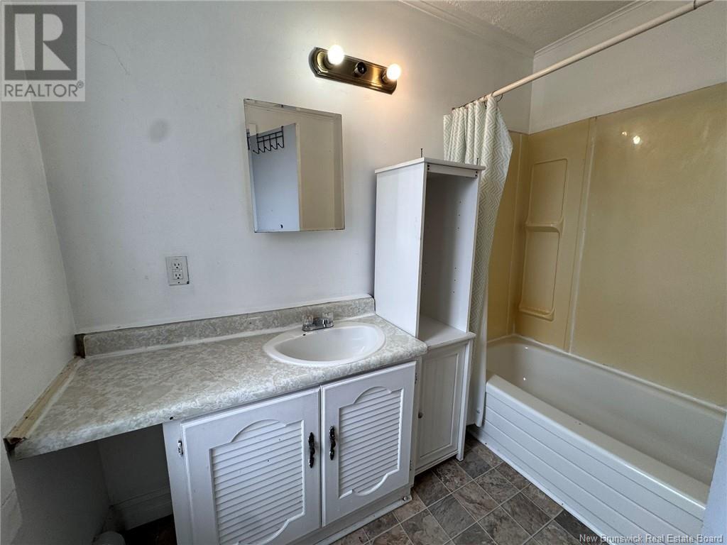 180-182 Winslow Street, Saint John, New Brunswick  E2M 1W6 - Photo 12 - NB115642