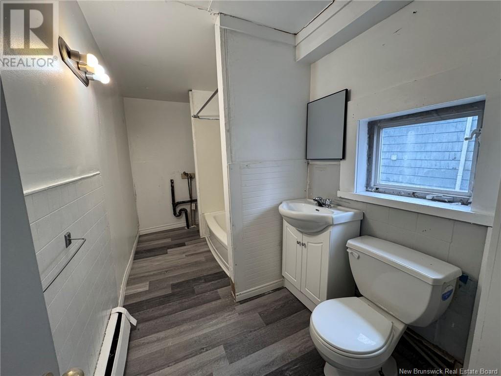 180-182 Winslow Street, Saint John, New Brunswick  E2M 1W6 - Photo 6 - NB115642