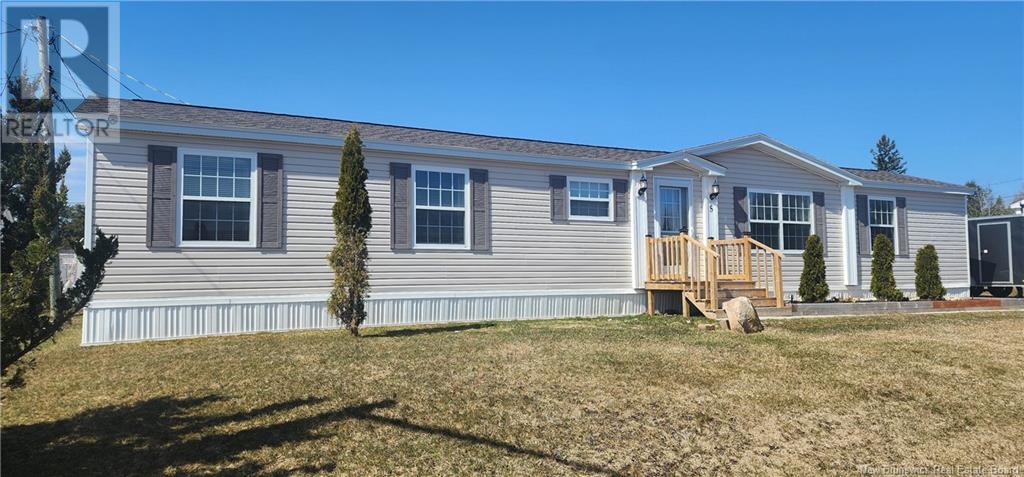 5 Bayberry Street, Moncton, New Brunswick  E1H 3R7 - Photo 1 - NB116090