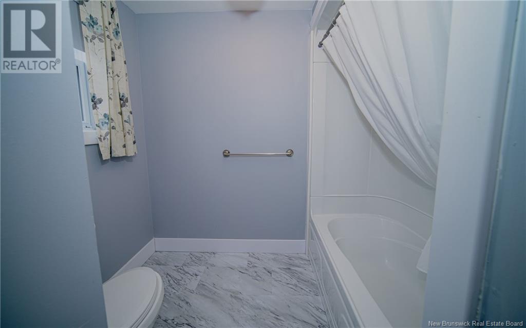 24 Loisville Street, Oromocto, New Brunswick  E2V 1C1 - Photo 31 - NB116426