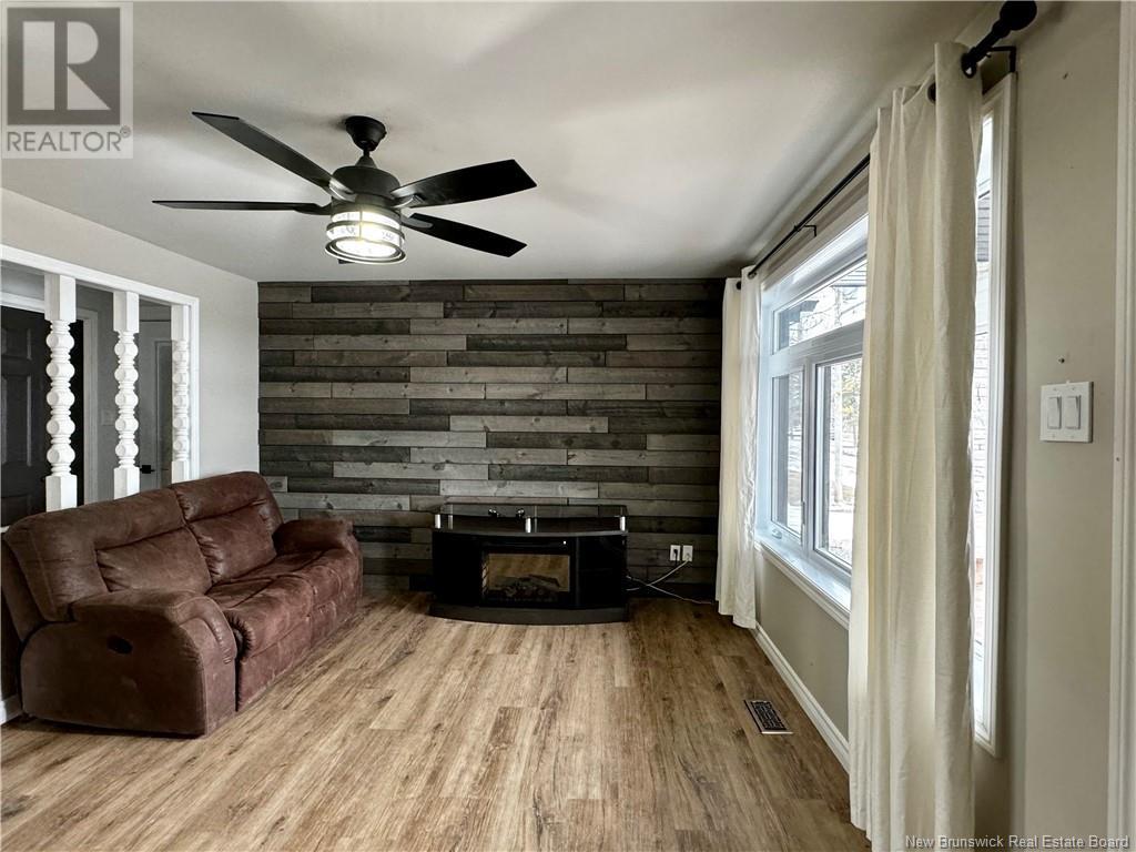 6 Violette Street, Saint-Quentin, New Brunswick  E8A 2G1 - Photo 17 - NB116551