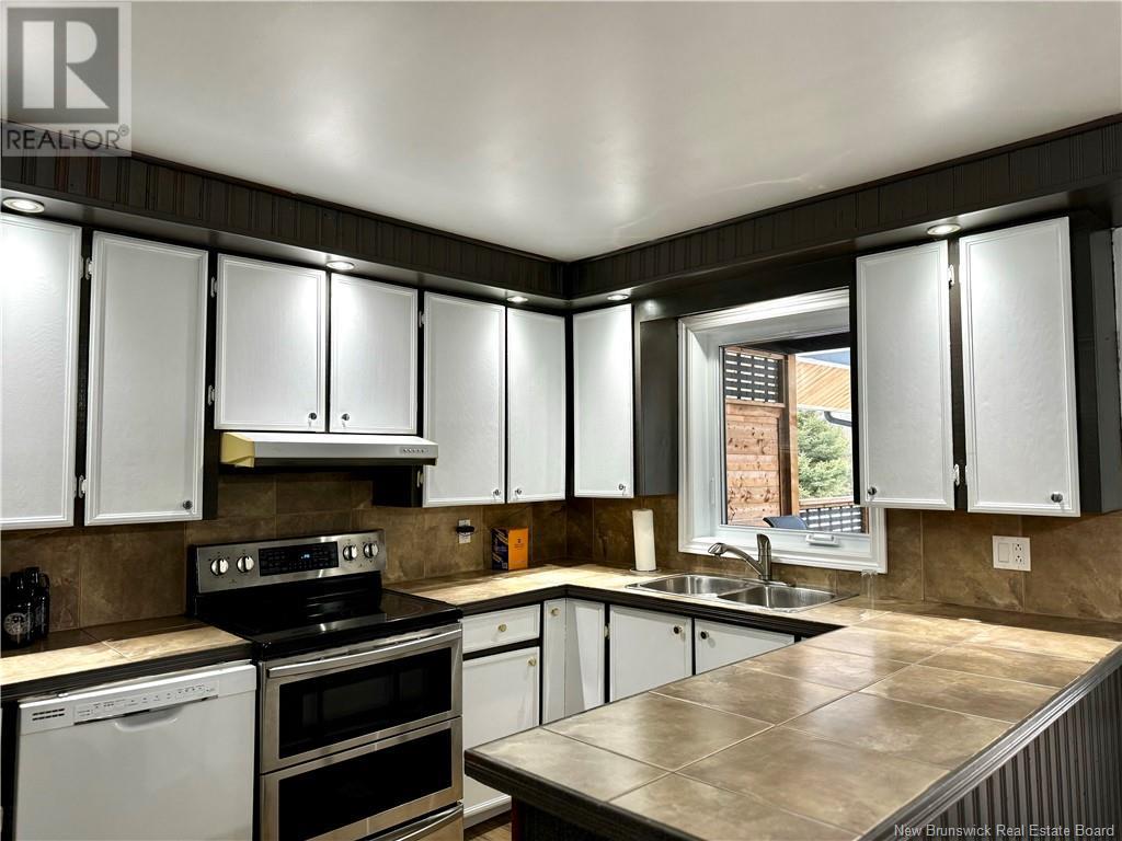 6 Violette Street, Saint-Quentin, New Brunswick  E8A 2G1 - Photo 6 - NB116551