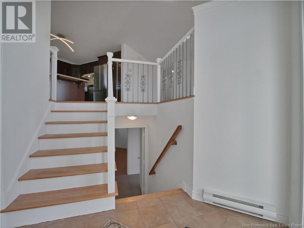 363 Rennick, Moncton, New Brunswick  E1G 5G9 - Photo 3 - NB116572