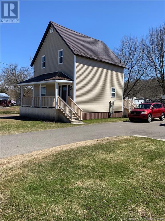 144 Park Street, Sussex, New Brunswick  E4E 1V3 - Photo 3 - NB116702
