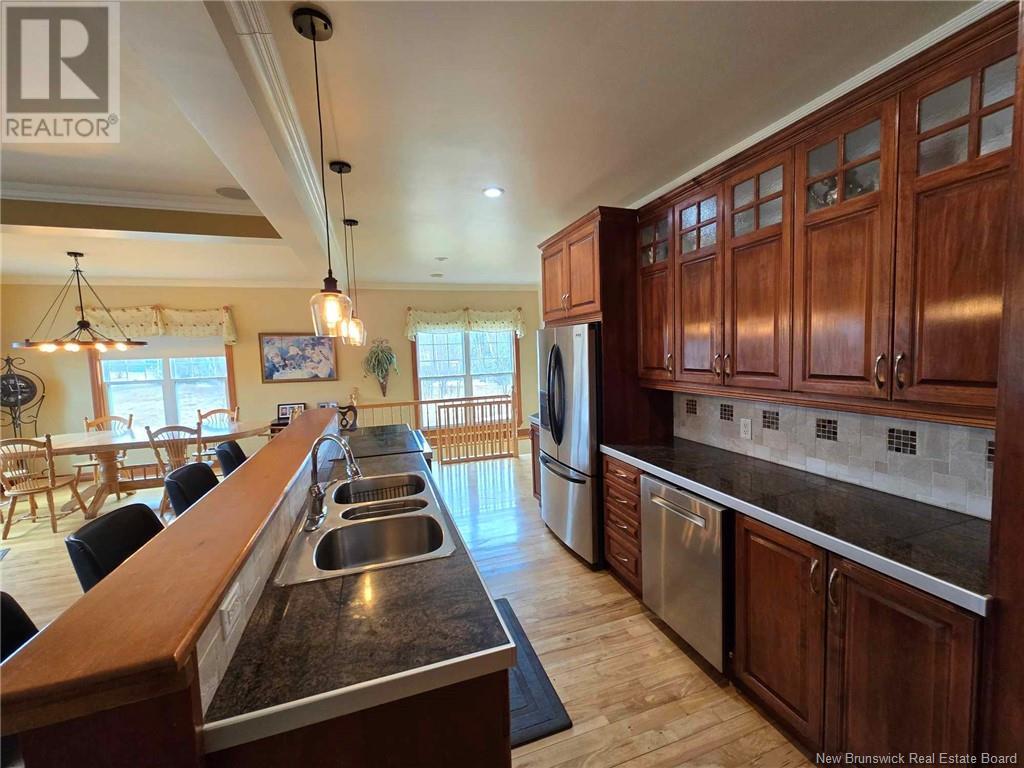 1142 Rue Bryar, Beresford, New Brunswick  E8K 1B5 - Photo 14 - NB116920