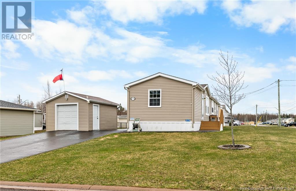 579 Champlain, Shediac, New Brunswick  E4P 9C9 - Photo 3 - NB116795