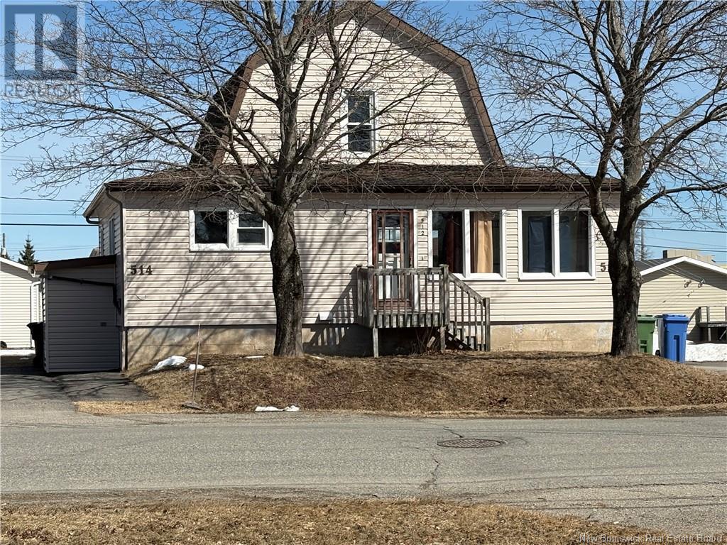 510 Appleby Street, Bathurst, New Brunswick  E2A 3L2 - Photo 2 - NB116560