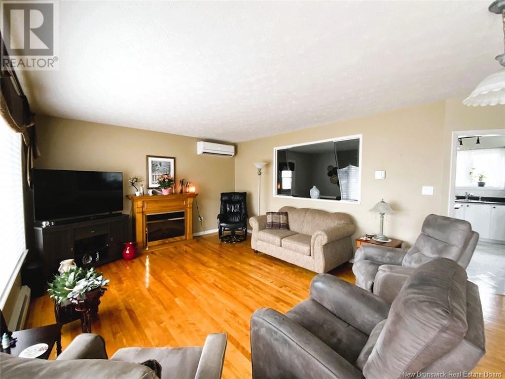 836 Principale Street, Saint-Basile, New Brunswick  E7C 1L1 - Photo 6 - NB117002