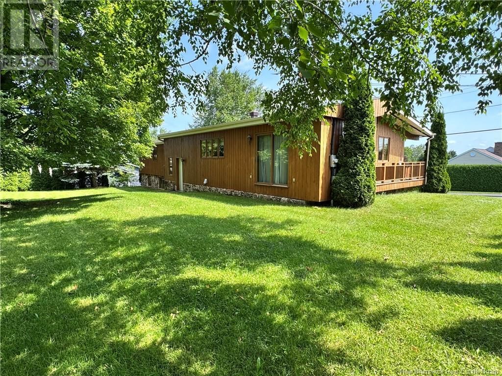 27 Lafrance, Grand-Sault/grand Falls, New Brunswick  E3Z 1A4 - Photo 4 - NB116242
