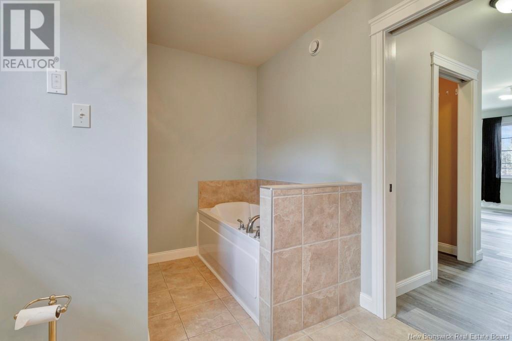 207 Marlow Road, Hanwell, New Brunswick  E3C 1M6 - Photo 36 - NB117011