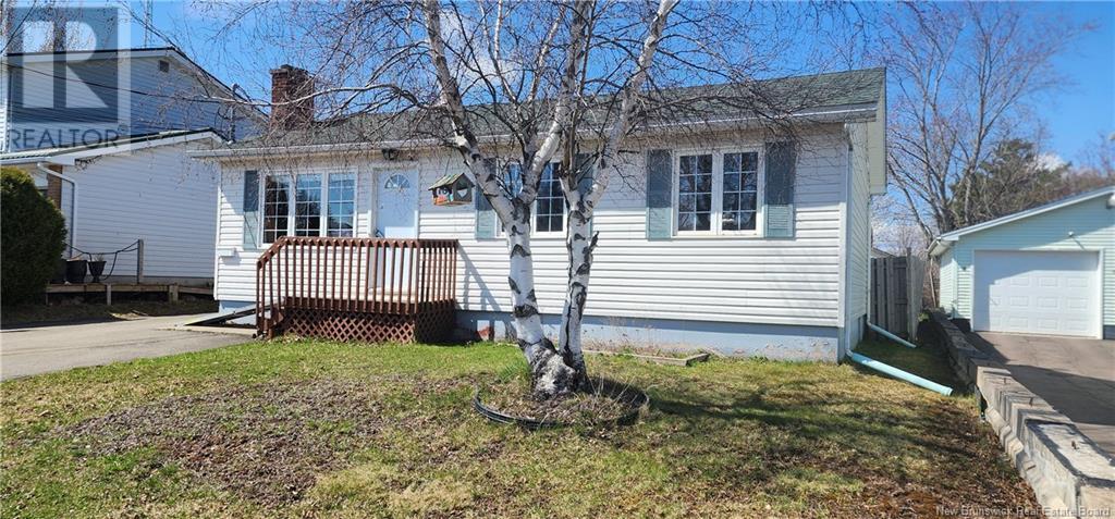 184 First Avenue, Moncton, New Brunswick  E1C 7X6 - Photo 2 - NB116707