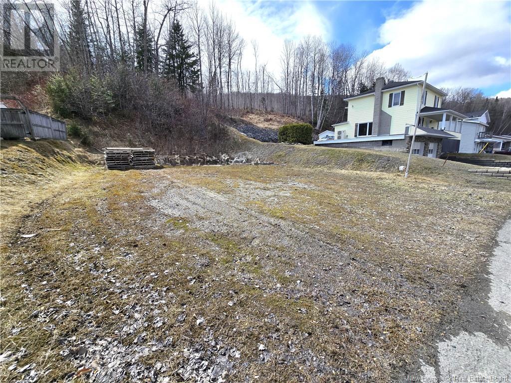 578 Canada Road, Edmundston, New Brunswick  E3V 1W4 - Photo 3 - NB117100
