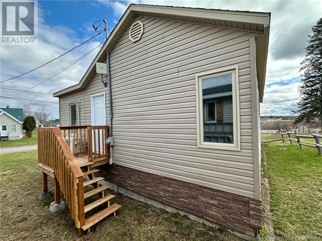 31 Daye Street, Plaster Rock, New Brunswick  E7G 1L2 - Photo 4 - NB117027