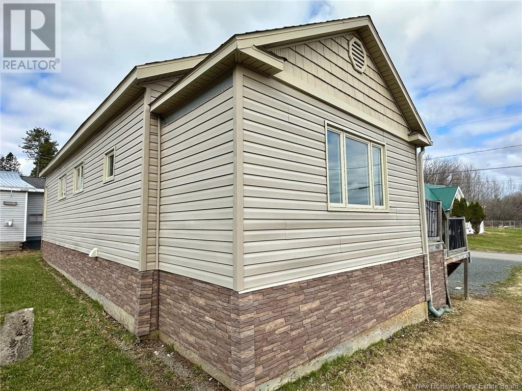 31 Daye Street, Plaster Rock, New Brunswick  E7G 1L2 - Photo 6 - NB117027