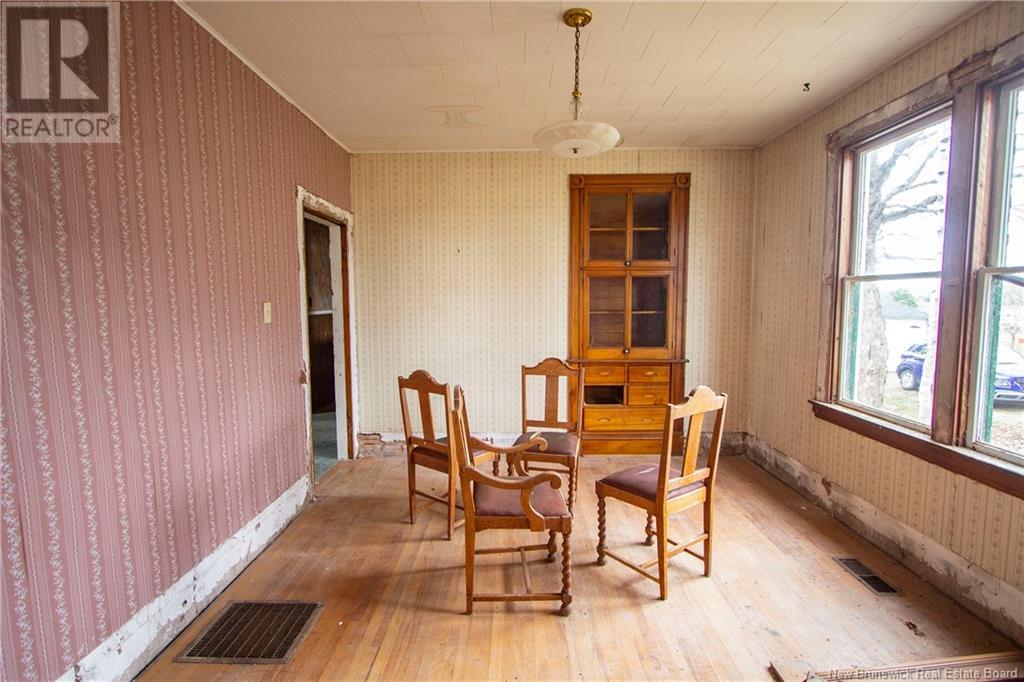 32 Queens Road, Sackville, New Brunswick  E4L 4G6 - Photo 10 - NB117107