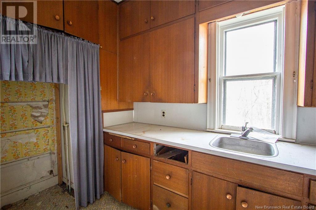 32 Queens Road, Sackville, New Brunswick  E4L 4G6 - Photo 19 - NB117107