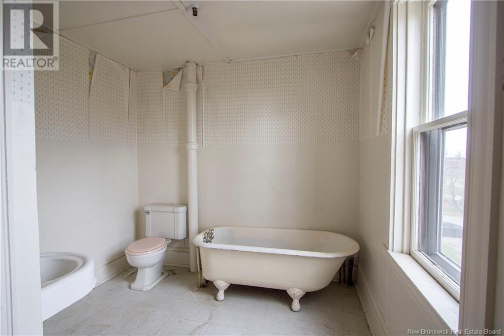 32 Queens Road, Sackville, New Brunswick  E4L 4G6 - Photo 32 - NB117107