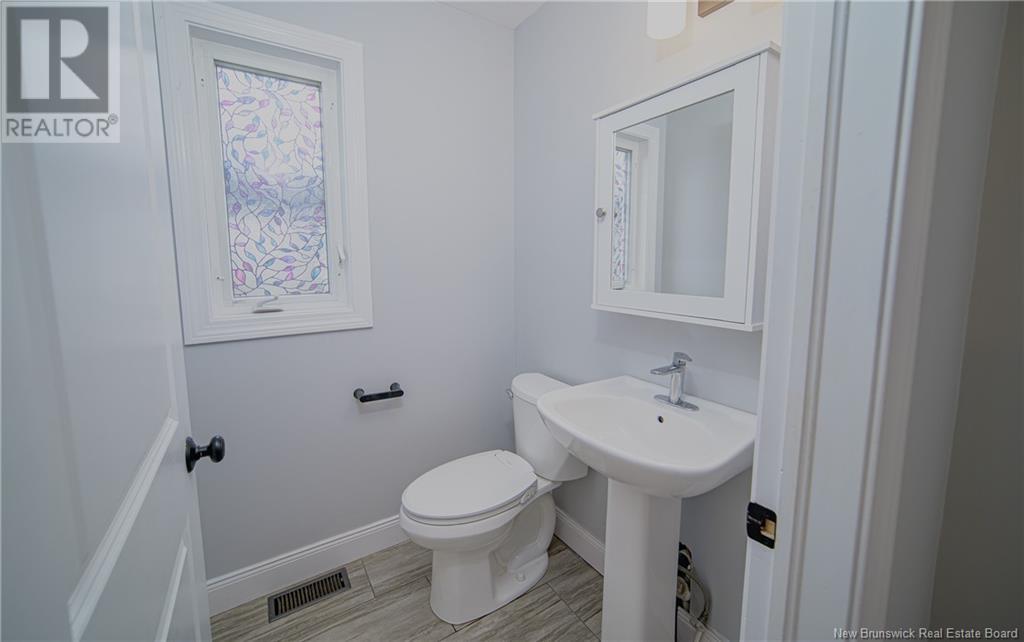 37 Mockler Street, Oromocto, New Brunswick  E2V 4S2 - Photo 6 - NB117261
