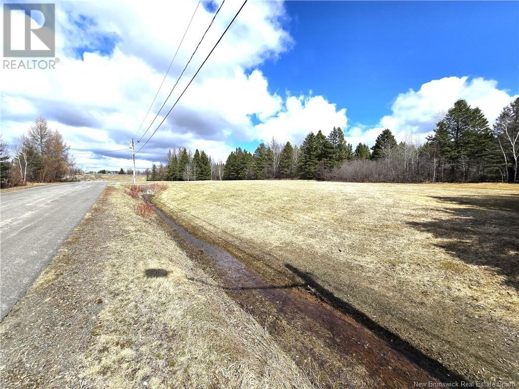 55 Des Pins Street, Saint-Basile, New Brunswick  E7C 2G1 - Photo 8 - NB117101