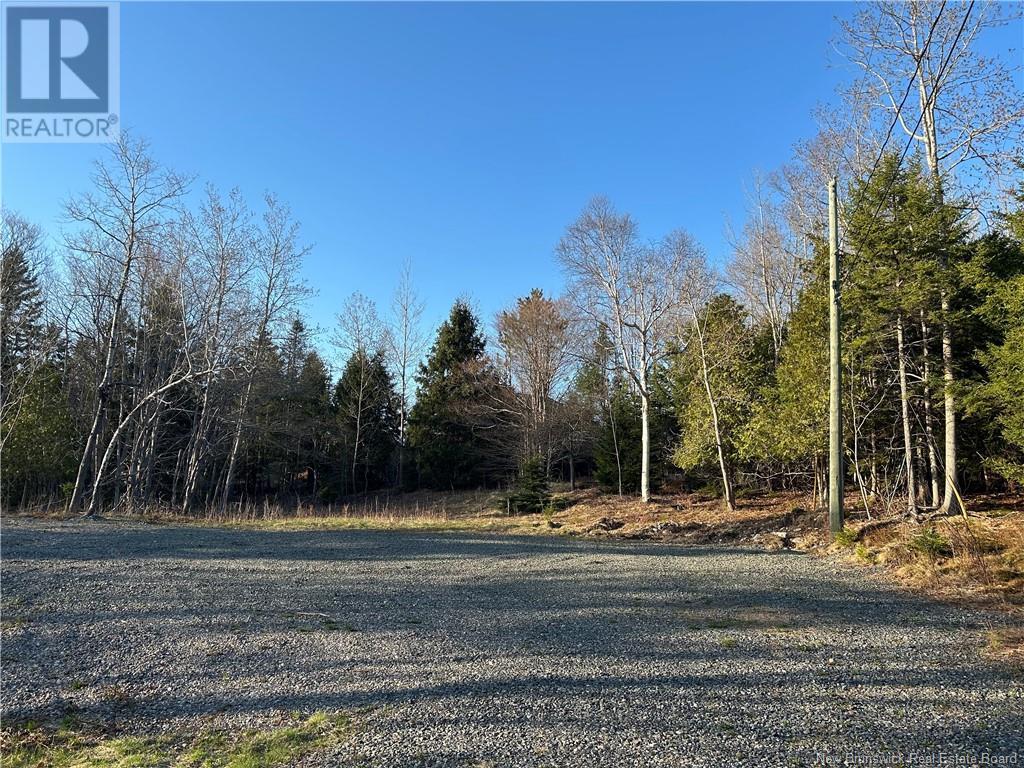 6 Highmeadow Lane, Rothesay, New Brunswick  E2E 0H3 - Photo 3 - NB117127