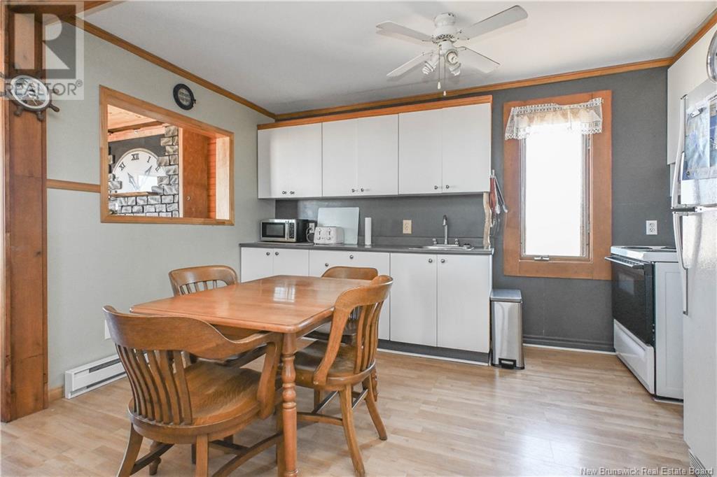 2250 Rue De La Côte Street, Bas-Caraquet, New Brunswick  E1W 5W5 - Photo 15 - NB117297