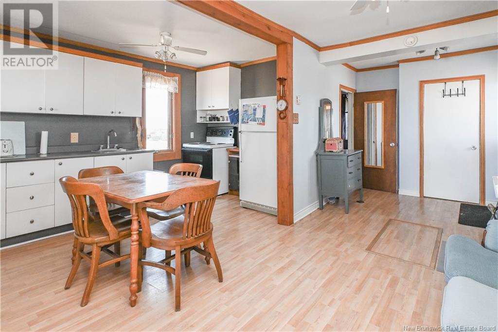 2250 Rue De La Côte Street, Bas-Caraquet, New Brunswick  E1W 5W5 - Photo 16 - NB117297