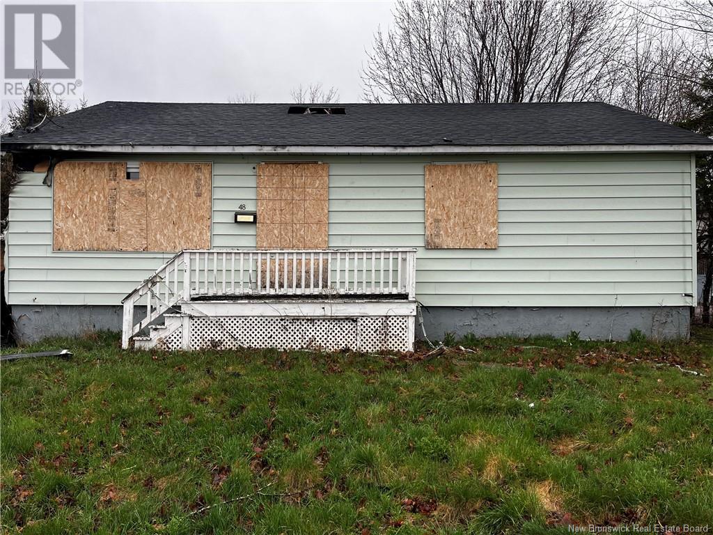 48 Edmond Street, Moncton, New Brunswick  E1A 3K6 - Photo 2 - NB117310