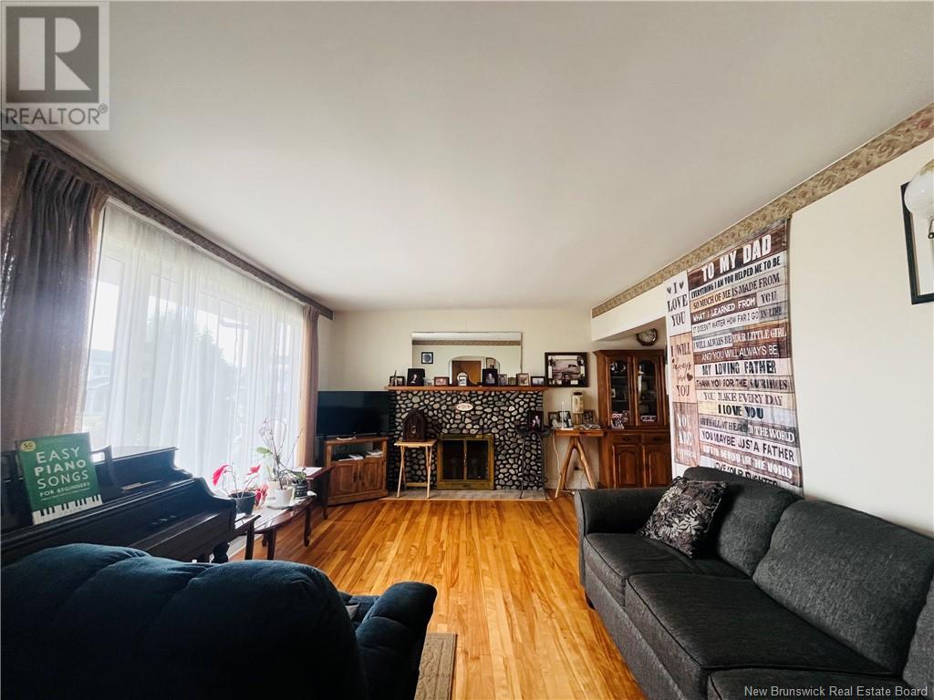 431 King George Highway, Miramichi, New Brunswick  E1V 1L7 - Photo 5 - NB117331